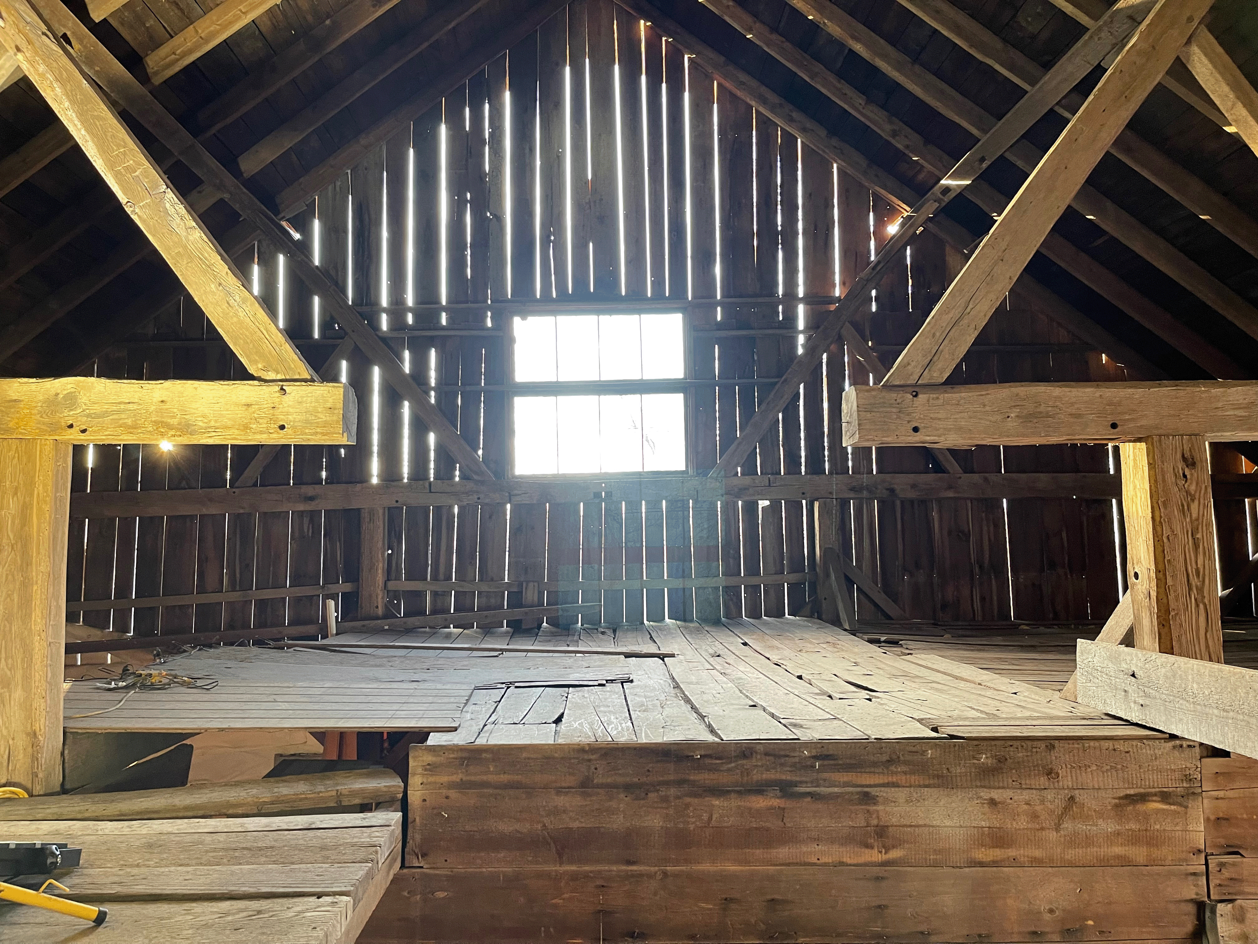 Barn – Home: Introduction